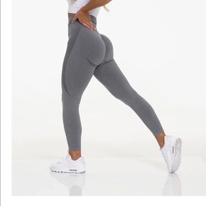 NVGTN Leggings: Color Grey